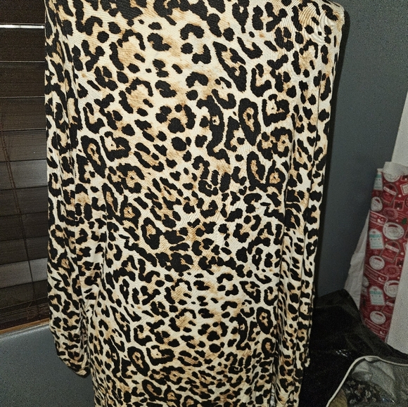 Cato Womans Long Sleeve Cheetah Print Cardigan Size 18W/20W - Picture 7 of 12
